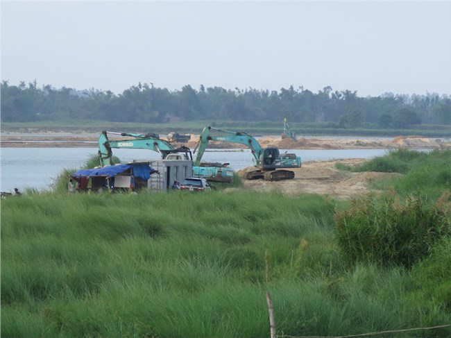 Quảng Ngãi: Nhiều vi phạm trong cấp phép, quản lý khai thác khoáng sản (13/6/2022)